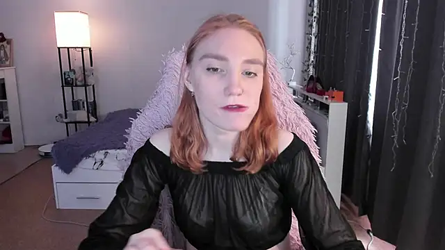 ReddHotPipper live sex cam