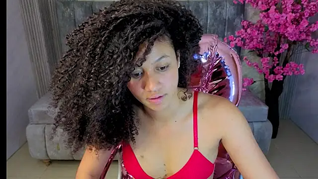 xyra_veln_s's cam snapshot