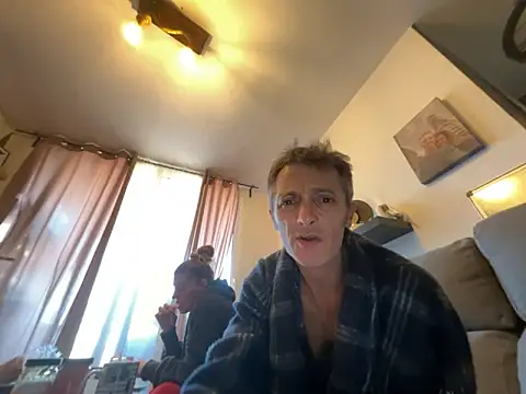 xelybert's cam snapshot