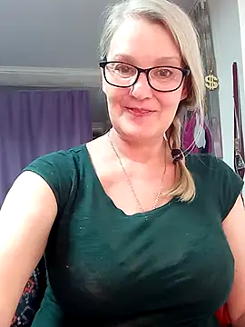 irinamaux live sex cam