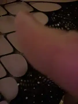 Nina-Chick777 live sex cam