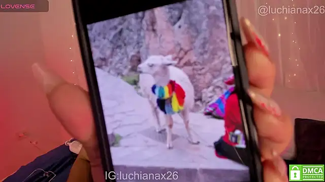 lucy26_'s cam snapshot