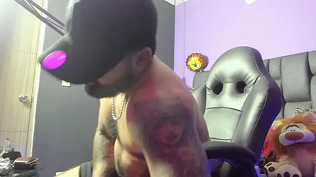 Lyon_vach live sex cam