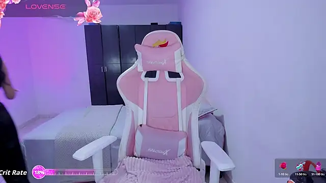 Tinylottie's cam snapshot