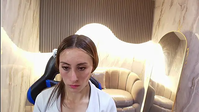 katalina_r_'s cam snapshot