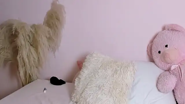 BritanyLin__ live sex cam