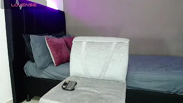 Matteo12_ live sex cam