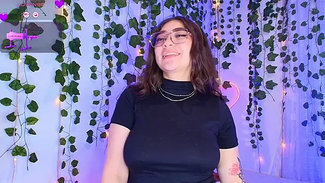 Samii_Evans's cam snapshot