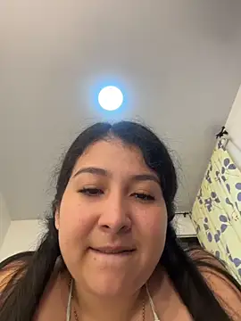 evelyn_1702's cam snapshot