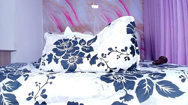 sofi_decker live sex cam