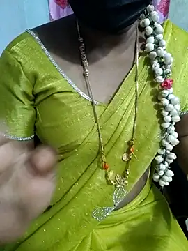 lolida69thamil's cam snapshot