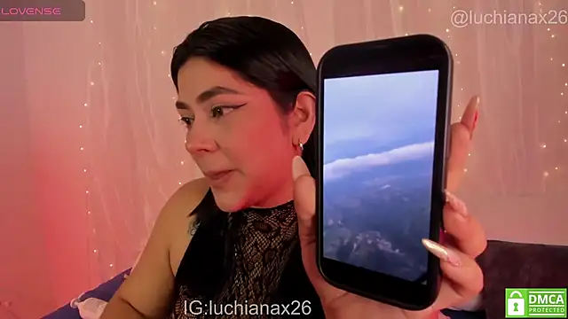 lucy26_'s cam snapshot