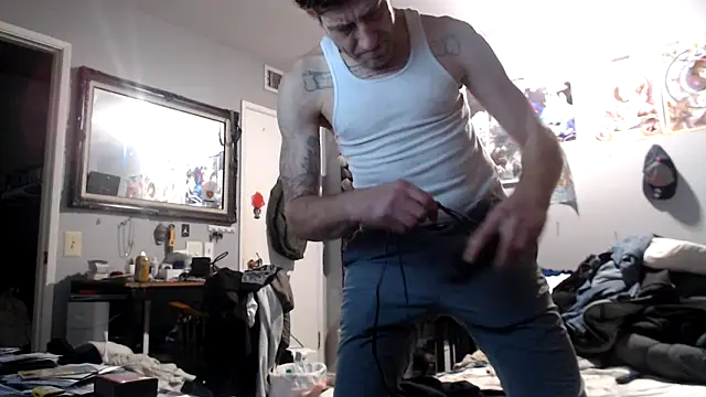 eavestease1's cam snapshot