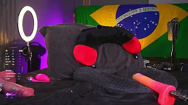 samuel_boy_tatoo live sex cam