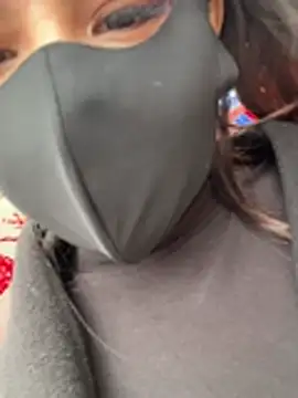 Carlin-yiyi live sex cam