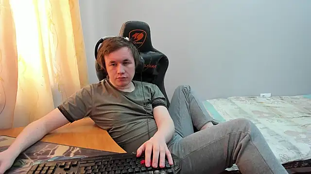 iliaskrislove live sex cam