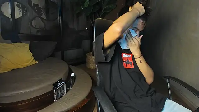 isaac_grimm live sex cam