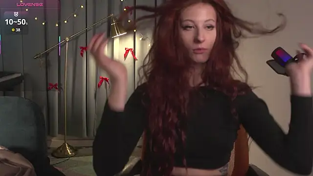 caty_cuddly live sex cam