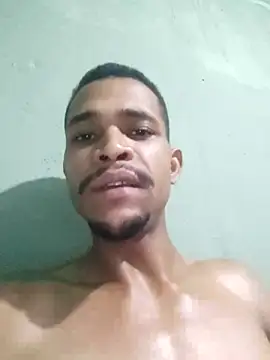 LATREL22ctmtrs live sex cam