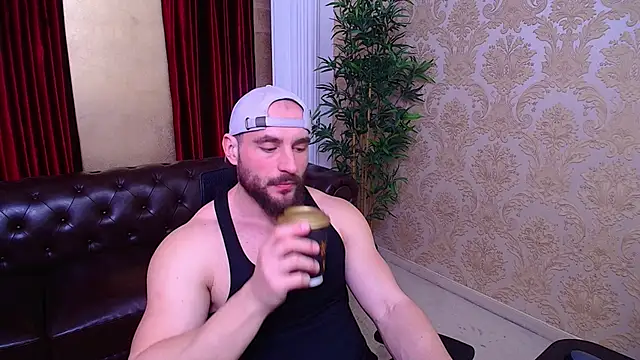 AdamJamesonn live sex cam