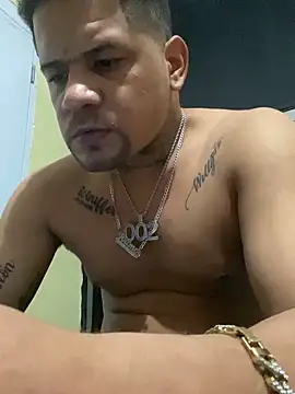 Dominicanobb live sex cam