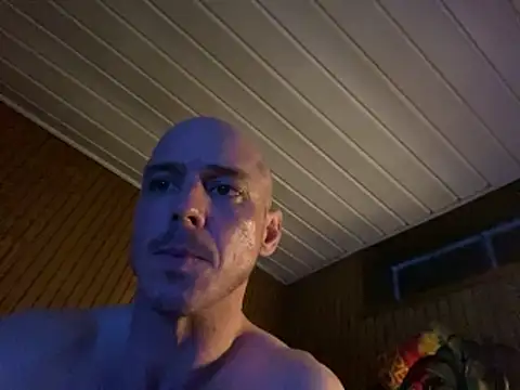 Mac_ThunderCock's cam snapshot