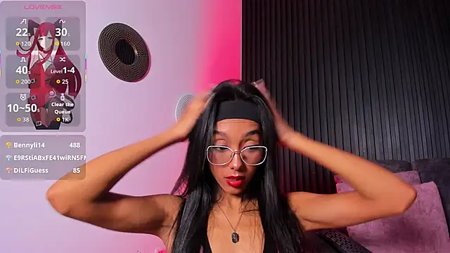 LunaVelour13's cam snapshot