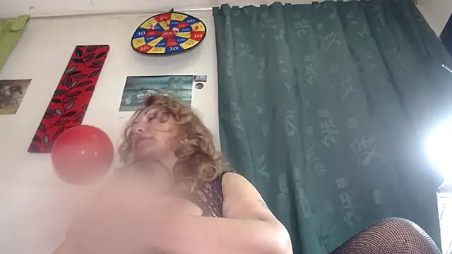 Kazsandraa's cam snapshot