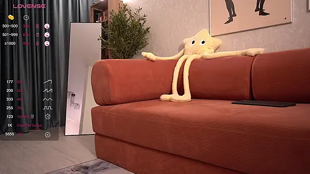 Pheromoon live sex cam