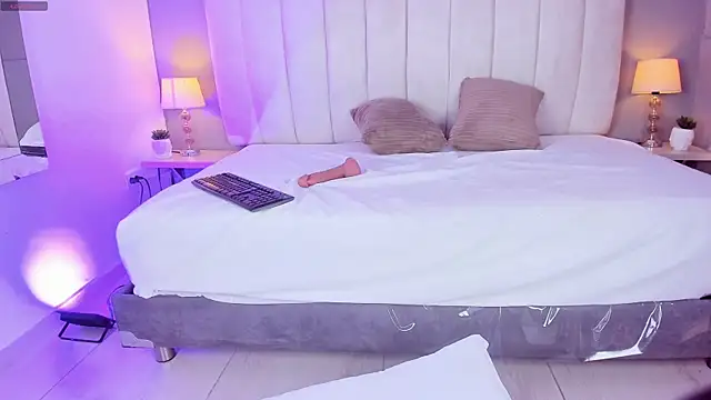 Sara_Vega_'s cam snapshot