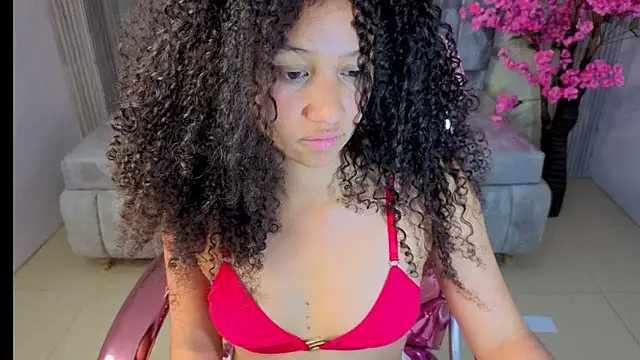 xyra_veln_s's cam snapshot