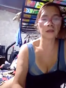 SexyHottMom's cam snapshot