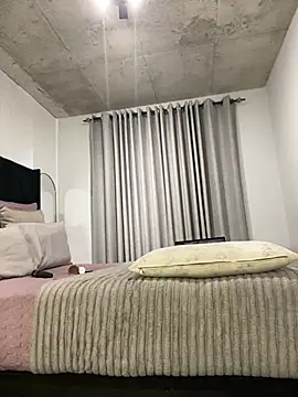 Mercedes_555's cam snapshot