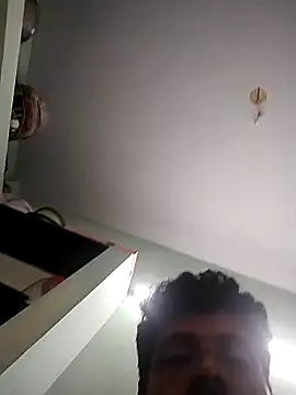 Abikannan96's cam snapshot