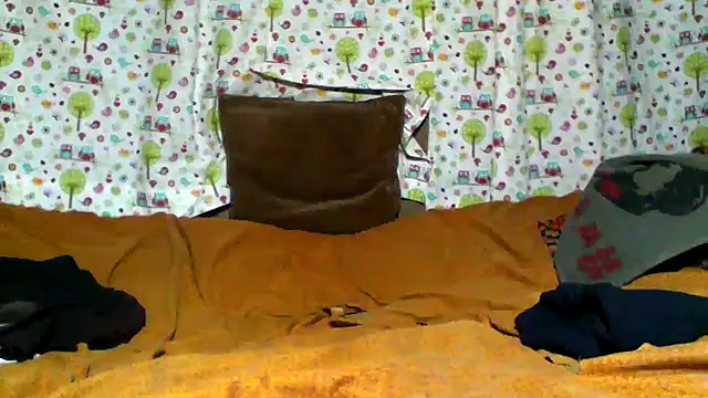 little__joy's cam snapshot