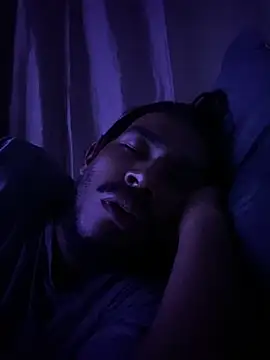 OfficialMineirinho live sex cam