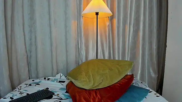 Demian_Hush's cam snapshot