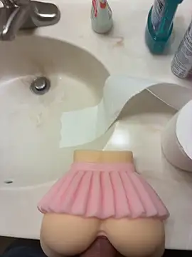 BIGWHITECOCKDOC36's cam snapshot