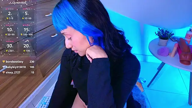 tati_cardenas's cam snapshot