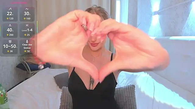 Emma__Leee's cam snapshot