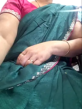 indianhotwife639 live sex cam