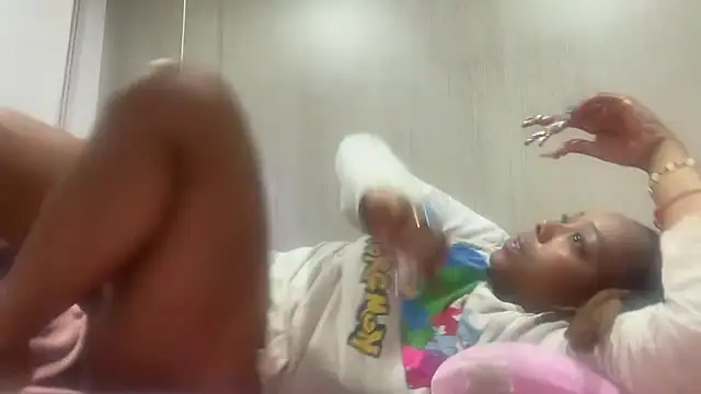 ChocolateCakeQueen's cam snapshot