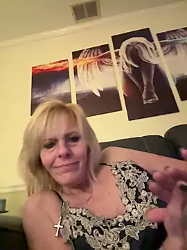 FireAfterDark's cam snapshot