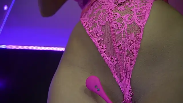 MolyStone live sex cam