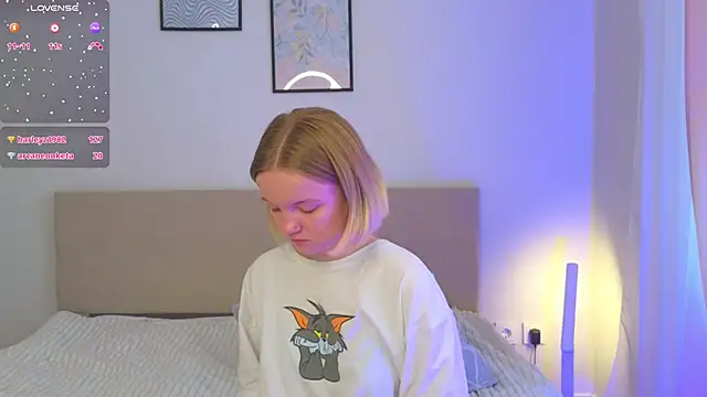 StellaBunny's cam snapshot