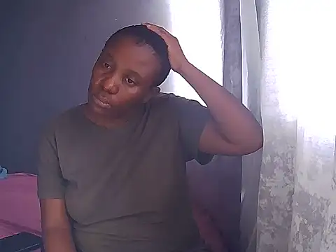 BossynBeautiful's cam snapshot