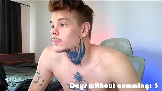 DENIS_HERE's cam snapshot