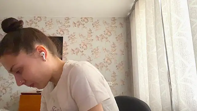 PagedLard's cam snapshot