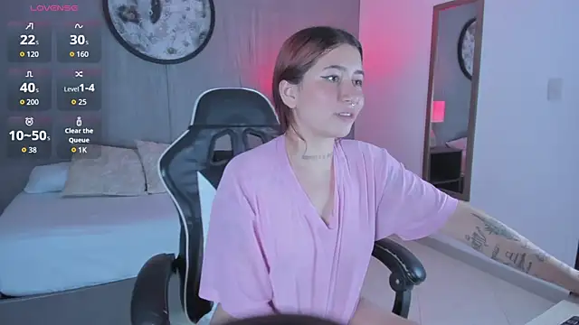 charlottee27_'s cam snapshot