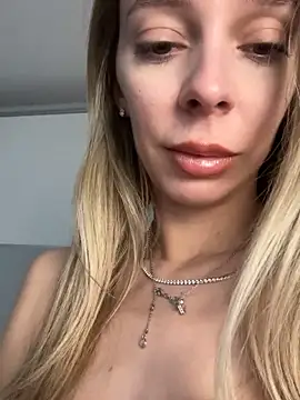 snow_flakee's cam snapshot